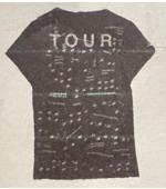 Camiseta TOUR / oscura