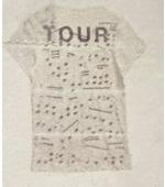 Camiseta TOUR / clara